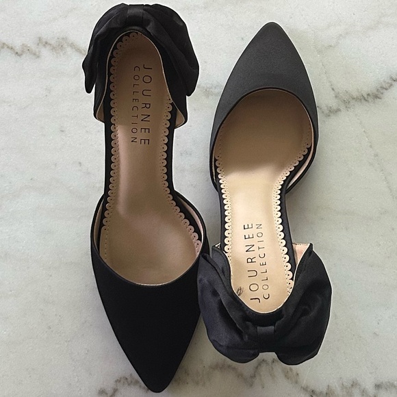 NWT Journee Women’s Tanzi Pointed Toe Mid-Heel Evening Pump Size 8.5. - Picture 7 of 11